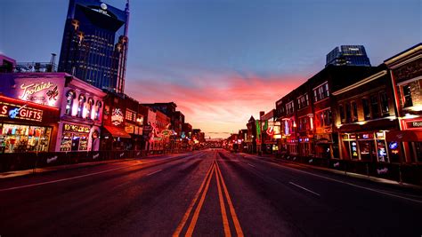 How Far is Music Row from Downtown Nashville: A Diaphanous Exploration